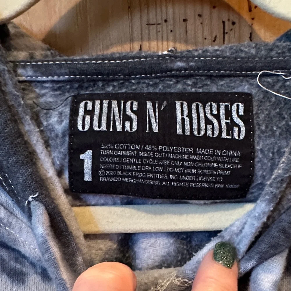 Guns N' Roses Tie-Dye Hoodie - Black and Gray - Picture 2 of 3